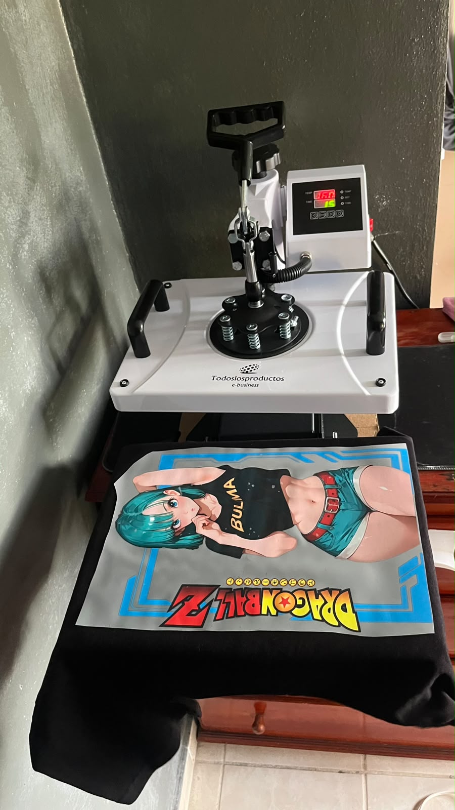 Playera Bulma Dragon Ball Z 100% Algodón Cuello Redondo Manga Corta Premium Unisex Color Negro