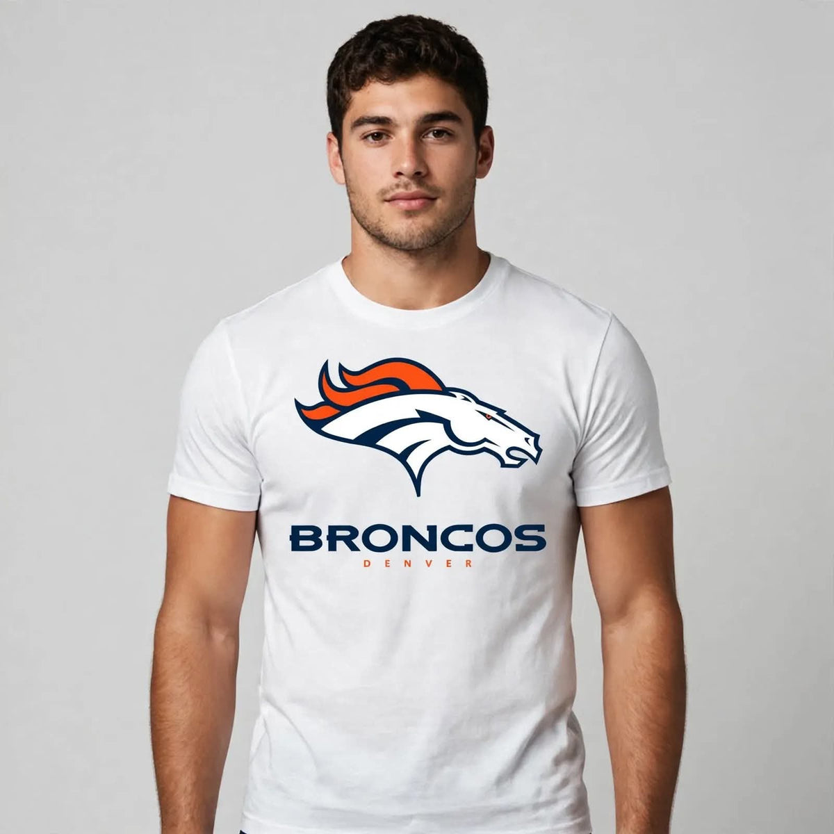Playera Broncos Denver 100% Algodón Cuello Redondo Manga Corta Premium Unisex Color Blanco